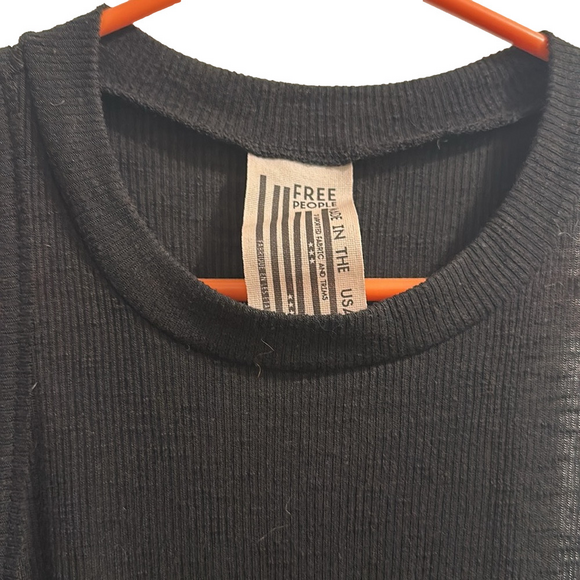 GUC free people muscle tank L - Picture 2 of 6